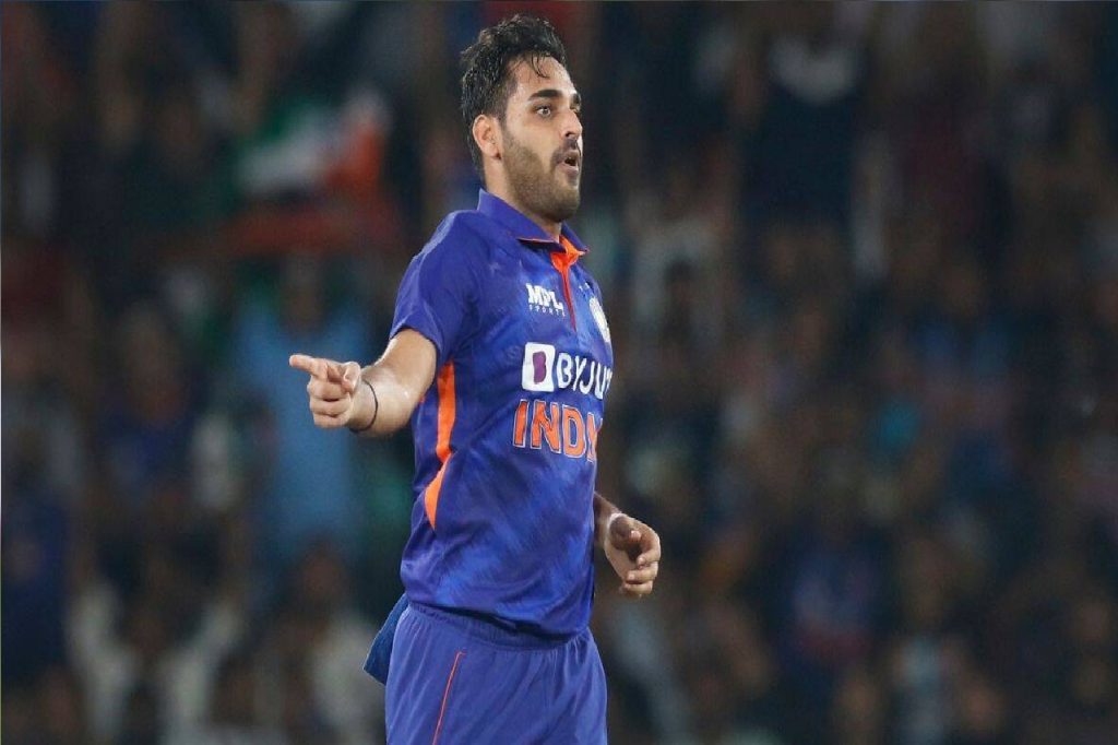 टीम इंडिया के तेज गेंदबाज ने Pakistan के बल्लेबाजों पर ढाया कहर, इतिहास के पन्नों में दर्ज करा दिया अपना नाम 