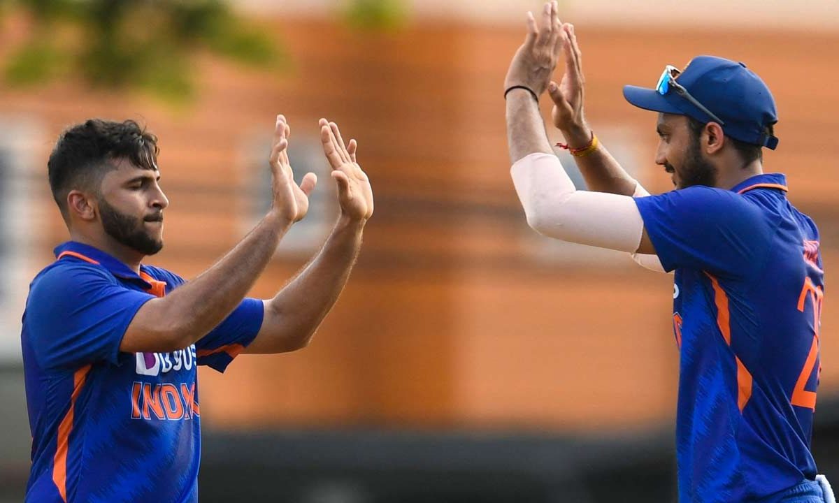 IND vs ZIM: भारतीय गेंदबाज़ो के सामने बेबस नज़र आ रहे जिम्बाब्वे के बल्लेबाज़, शार्दुल ठाकुर ने आखिरकार खोल दिया सफलता का राज़