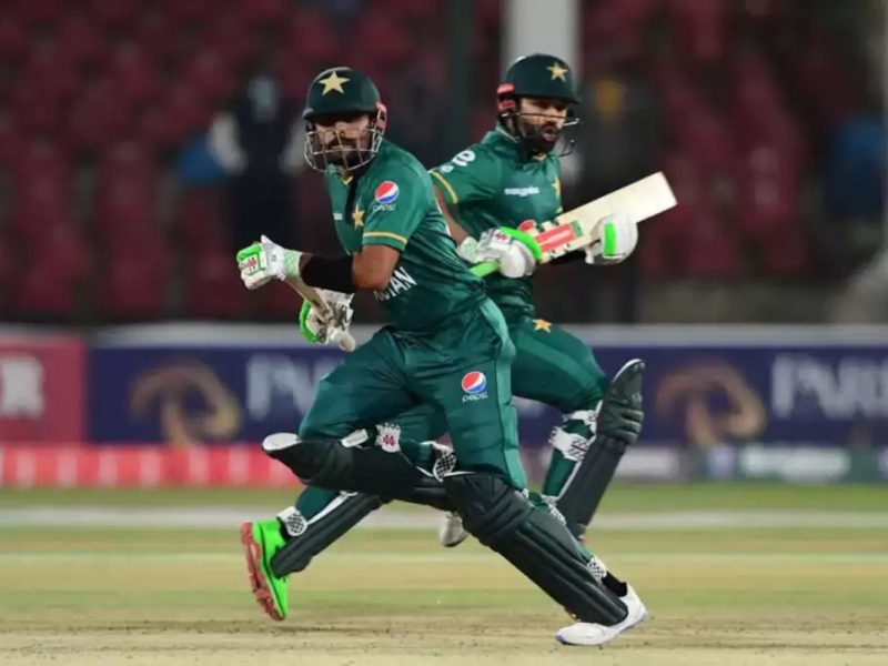 IND vs PAK: एशिया कप में भारत के खिलाफ कुछ ऐसी होगी पाकिस्तान की सलामी जोड़ी, कप्तान बाबर आज़म संभालेंगे बड़ी ज़िम्मेदारी