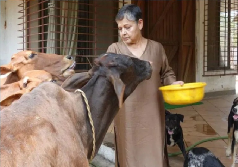 राखी गुलजार