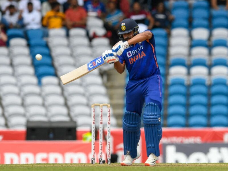 वेस्टइंडीज के खिलाफ Rohit Sharma ने 1 छक्का लगाकर तोड़ा विराट कोहली का रिकॉर्ड, इंजरी से परेशान होकर पवेलियन लौटे कप्तान