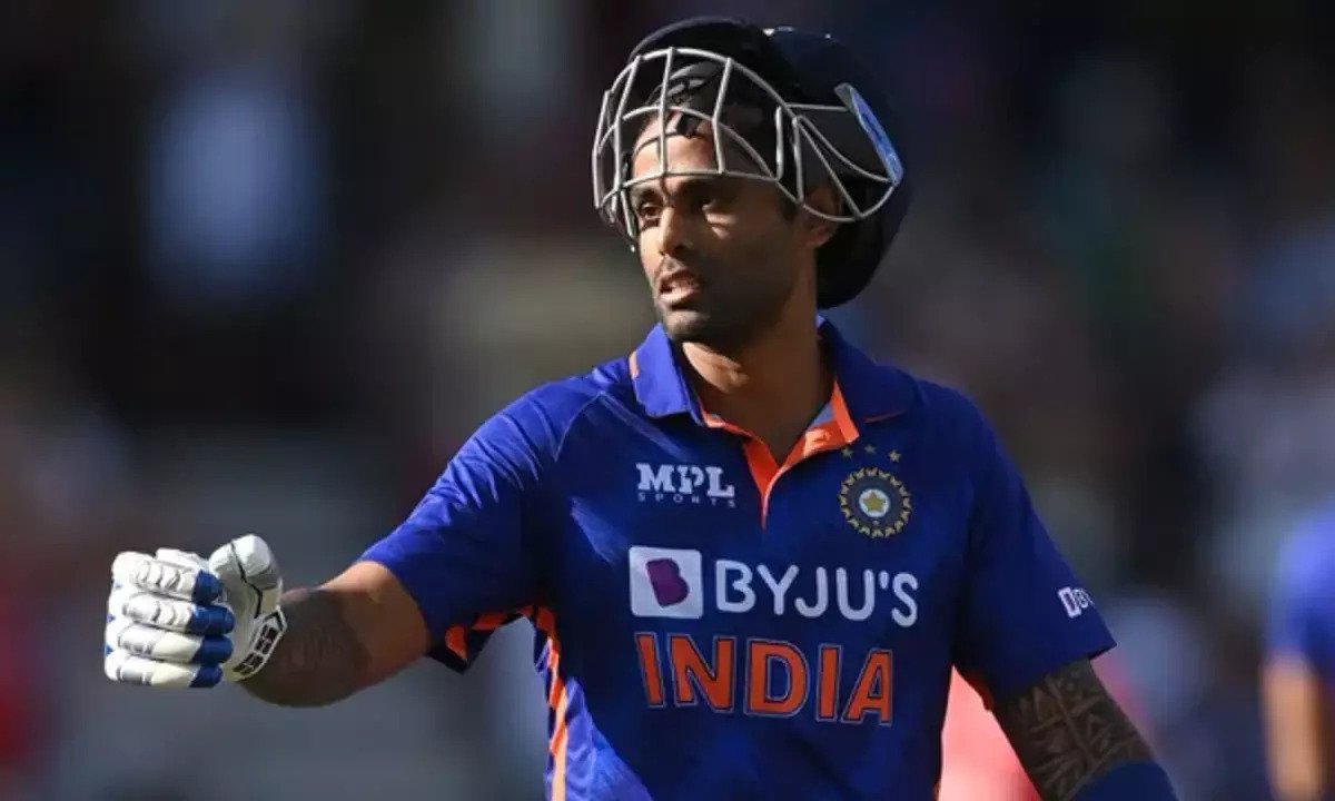 ICC T20 RANKING: आईसीसी टी20 रैकिंग में सूर्यकुमार यादव को हुआ 11 अंको का नुकसान, टूटा नंबर-1 बनने का सपना, बाबर आजम की बादशाहत अब भी बरकरार