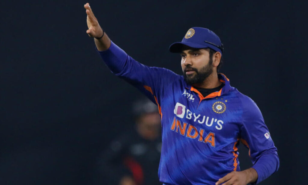 ASIA CUP 2022: रोहित शर्मा पाकिस्तान के खिलाफ पिछली हार का बदला लेने के लिए कर चुके हैं पूरी तैयारी, इन 3 खिलाड़ियों को बनाएंगे अपना सबसे बड़ा हथियार