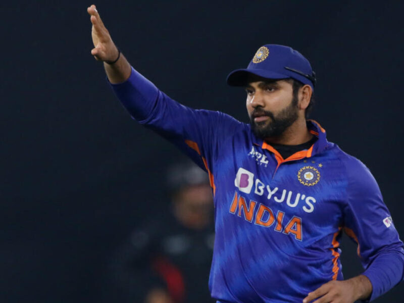ASIA CUP 2022: रोहित शर्मा पाकिस्तान के खिलाफ पिछली हार का बदला लेने के लिए कर चुके हैं पूरी तैयारी, इन 3 खिलाड़ियों को बनाएंगे अपना सबसे बड़ा हथियार