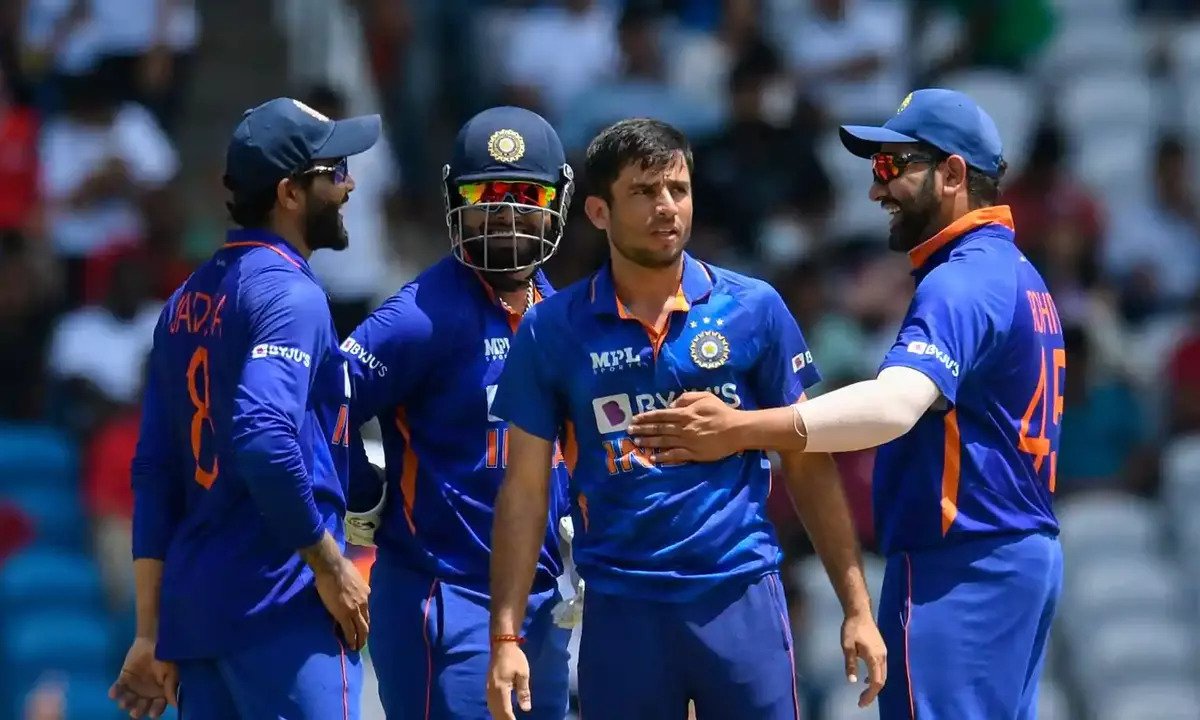 ASIA CUP 2022: रोहित शर्मा एंड कंपनी को पाकिस्तान के इन 3 खिलाड़ियों से अलर्ट रहकर बनानी होगी सबसे बड़ी रणनिति, वर्ना कर सकते हैं भारत पर पलटवार