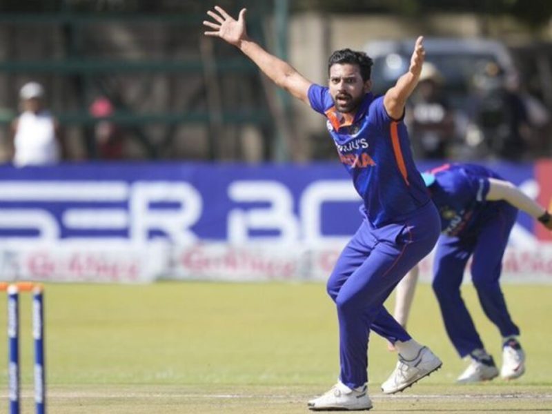IND vs ZIM: चोट से जूझ रहे दीपक चाहर ने 6 महीने बाद की भारतीय टीम में वापसी, धमाकेदार प्रदर्शन से मनवाया अपना लोहा