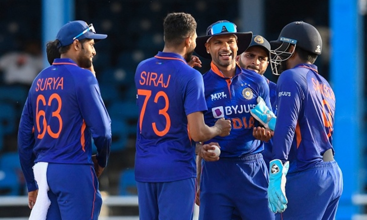 IND vs ZIM: जिम्बाब्वे के खिलाफ पहले वनडे में बड़ी जीत के बाद भी कप्तान केएल राहुल करते नजर आएंगे टीम में 3 बड़े बदलाव, इस धाकड़ खिलाड़ी की एंट्री हैं पक्की