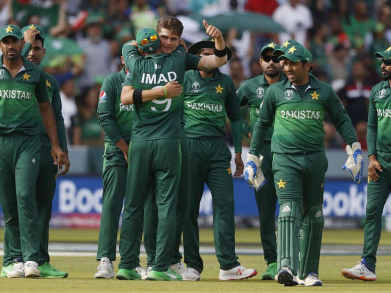 ASIA CUP 2022: भारत के लिए एशिया कप से पहले आई बड़ी खुशखबरी, बाहर हुआ यह खतरनाक पाकिस्तानी पेसर
