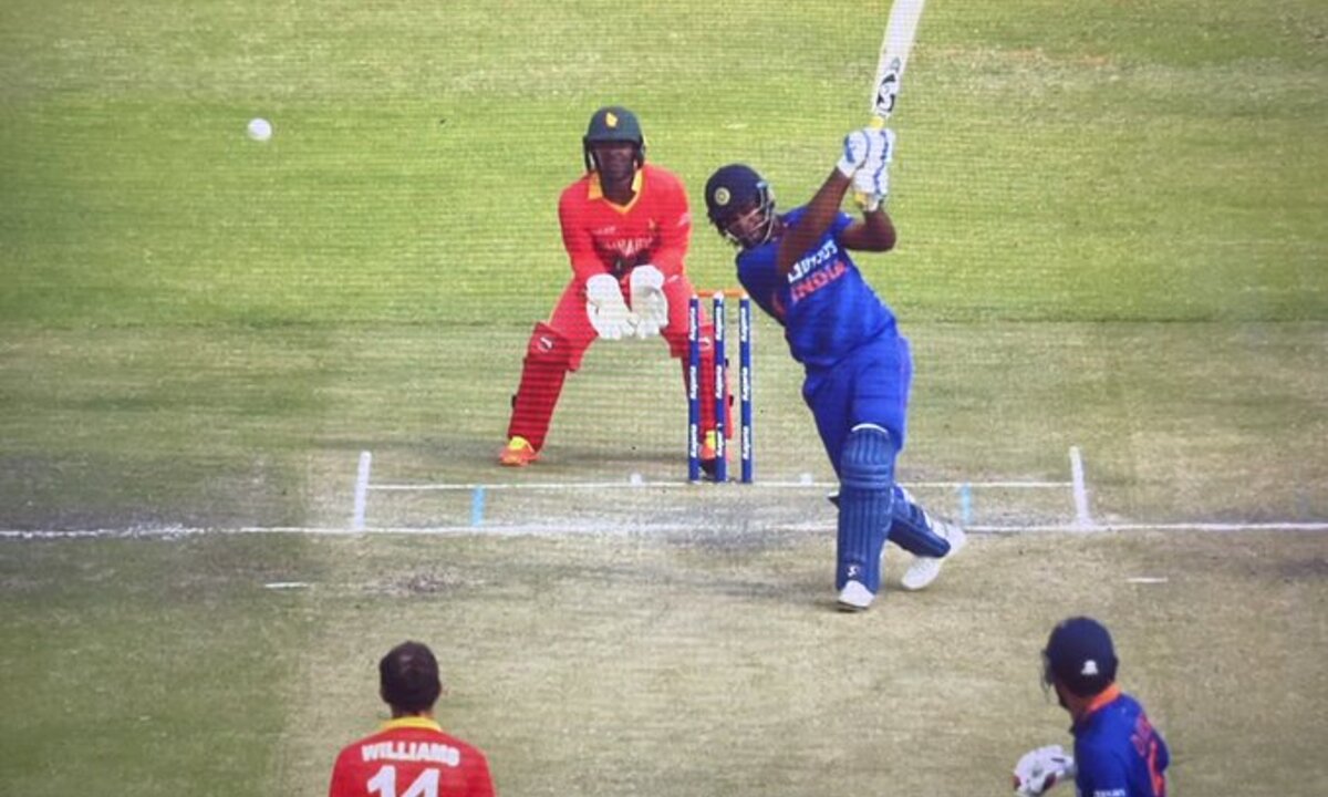 IND vs ZIM: "भारतीय टीम के अगले धोनी बने संजू"- गगनचुंबी छक्कों से सजी संजू सैमसन की धुआंधार पारी ने फैंस को बनाया दीवाना