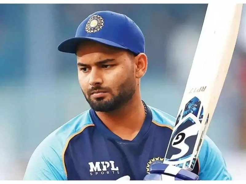शुभमन गिल की तारीफ में युवी पाजी के ट्वीट पर पंत ने दी ऐसी प्रतिक्रिया की होना पड़ा ट्रोल, फैंस ने कहा- "कभी नहीं समझ पाओगे
