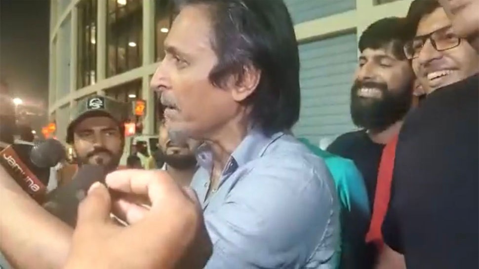 Pakistan vs Sri Lanka: पाकिस्तान क्रिकेट बोर्ड  के अध्यक्ष रमीज राजा को हार के बाद आया गुस्सा, पत्रकार संग की शर्मनाक हरकत