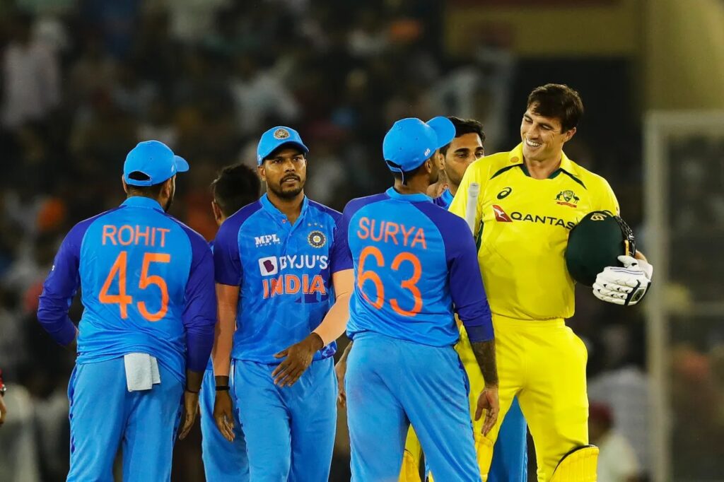 भारतीय टीम की घटिया फील्डिंग पर गुस्साए Ravi Shastri, बोले- “बूढ़े हो चुके हैं भारतीय खिलाड़ी...