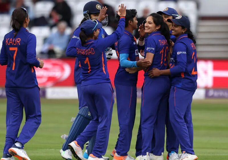 इंग्लैंड की जमीं पर 23 सालों के बाद women's cricket team ने रचा इतिहास, जाने मैच से जुड़ी खास 5 बातें