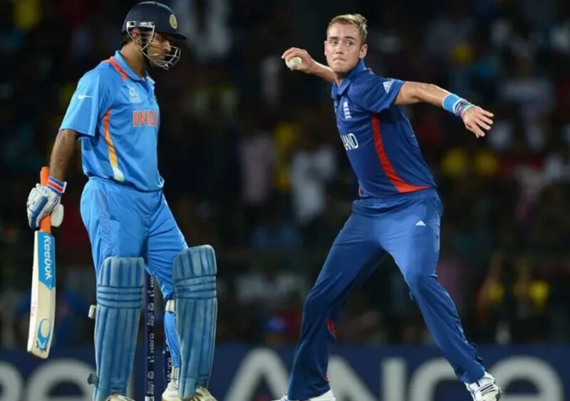 Mankading विवाद के बाद वायरल हुई MS Dhoni की ये फोटो, खिलाड़ी ले सकते हैं इससे बड़ी सीख