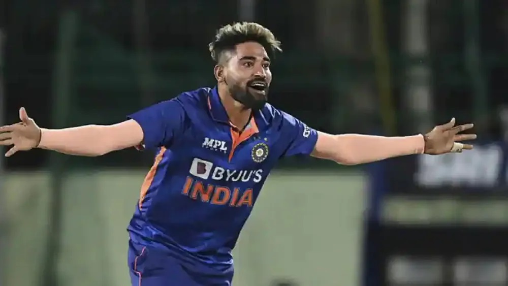 7 महीने से T20 टीम से बाहर होने के बाद भी कैसे मिली Mohammad Siraj को जगह? इस वजह से पीछे रह गए शमी