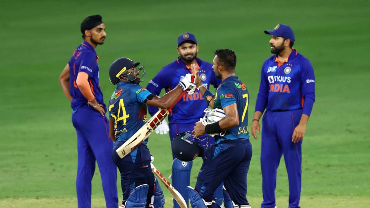 IND vs SL: एशिया कप में मुँह की खाने पर टीम इंडिया के खिलाड़ियों से ज़्यादा टीम मैनेजमेंट की गलती, जानिए वज़ह