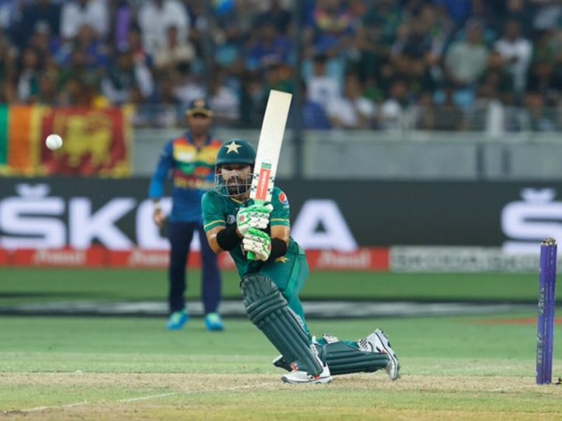ASIA CUP 2022: एशिया कप में इस बल्लेबाज ने मचाया गद्दर, तो कांपे गेंदबाज, देखें सर्वाधिक रन और विकेट लेने वाले खिलाड़ियों की सूची