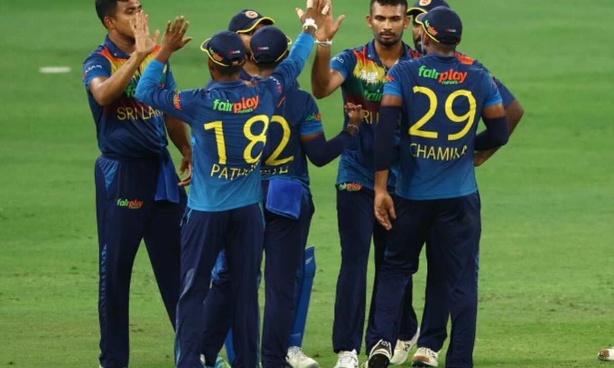 ASIA CUP, IND vs SL: श्रीलंकाई टीम ने भारत की हवाईयां उड़ा फाइनल में जगह कर ली पक्की, क्या भारतीय टीम के पास अब भी हैं मौका जानें पूरा समीकरण