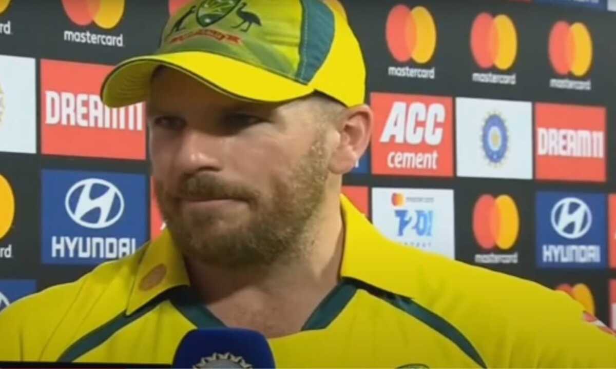 IND vs AUS: भारत से 6 विकेट से हार के बाद ऐरॉन फिंच ने इन 2 भारतीय खिलाड़ियों की तारीफ कर बना दिया जीत का हीरो