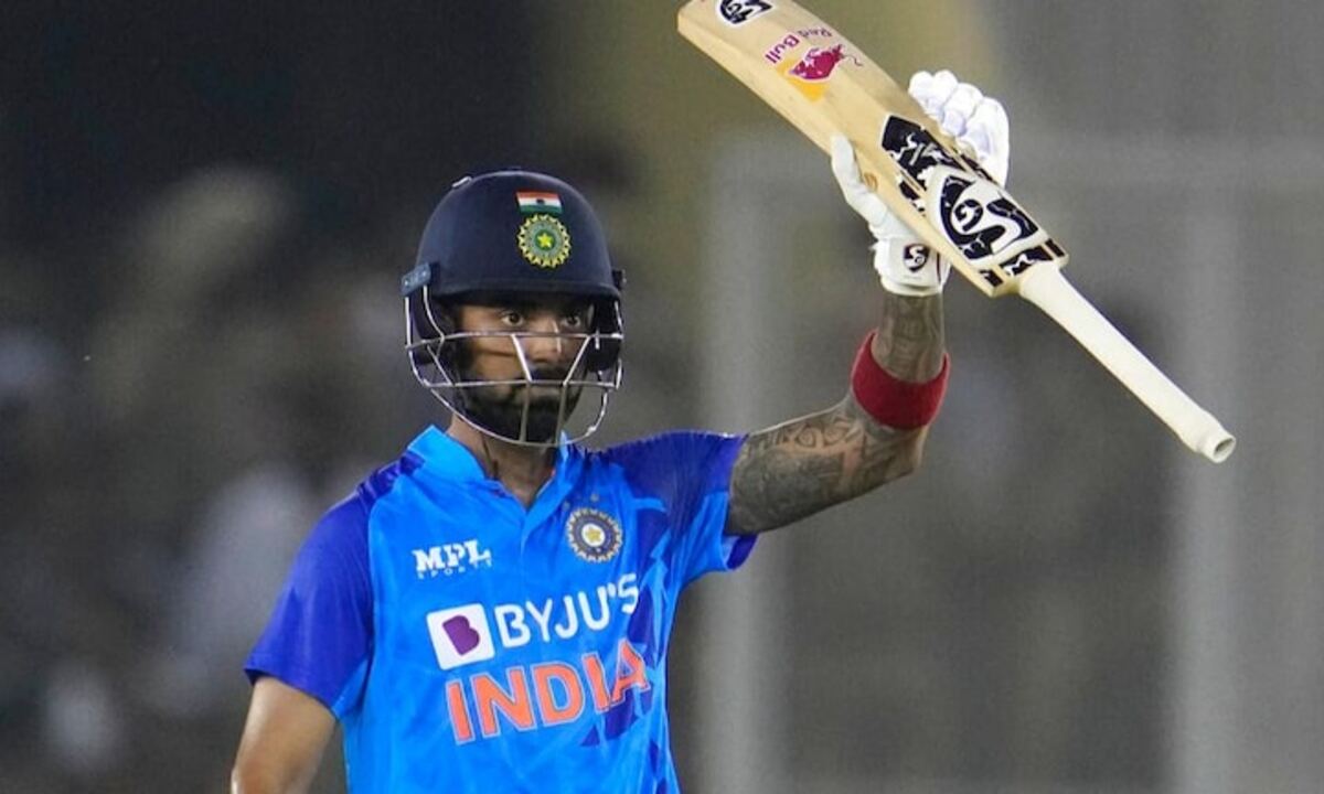 केएल राहुल के रास्ते का कांटा बनते नजर आ रहे हैं यह 3 विस्फोटक युवा खिलाड़ी, जारी रहा फ्लॉप प्रदर्शन तो जल्द होंगे रिप्लेस