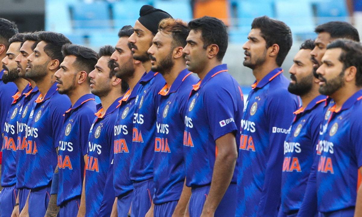 T20 WORLD CUP: सुनील गावस्कर ने भारतीय टीम को लेकर दिया बड़ा बयान, बताया ट्रॉफी जीतेंगे या नहीं