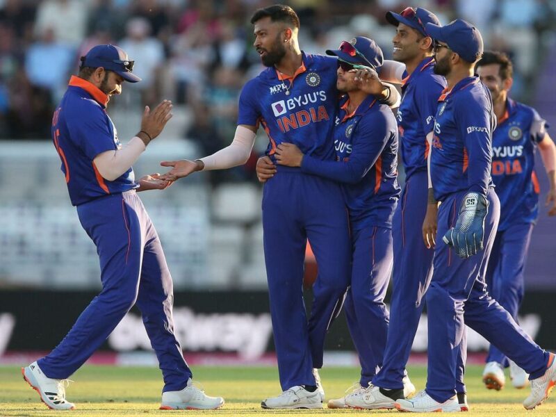 IND vs AUS: वर्ल्ड कप की तैयारी में जुटे रोहित शर्मा आस्ट्रेलिया के खिलाफ चुनेंगे सबसे बेस्ट प्लेइंग 11, यह फ्लॉप खिलाड़ी होगा सबसे पहले बाहर