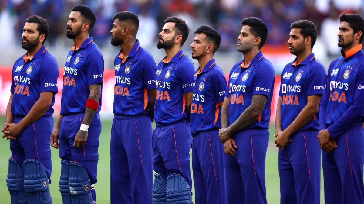 टी20 विश्वकप के लिए गौतम गंभीर, इरफान पठान और रवि शास्त्री ने चुनी भारतीय टीम, तीनों ने इस खिलाडी की जगह शमी को किया शामिल
