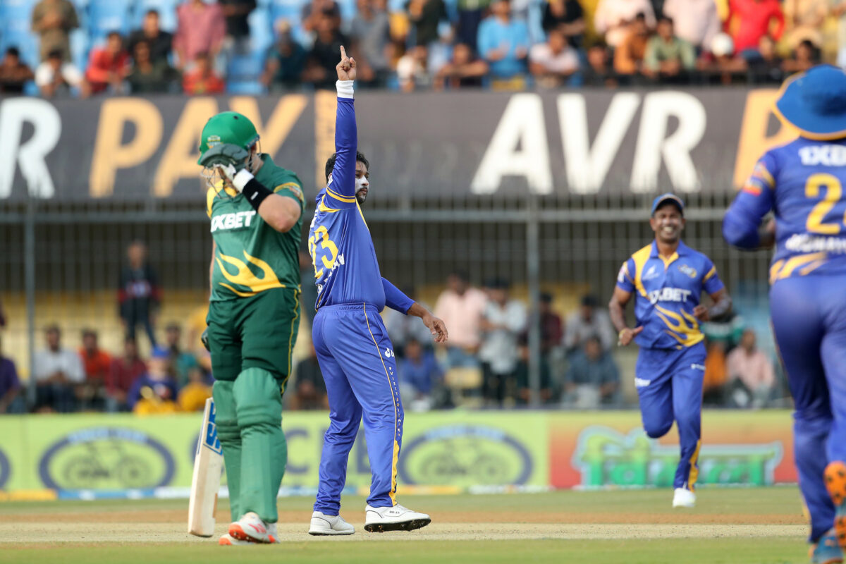 RSWS Series 2022, SL-L vs SA-L: रोमांचक मुकाबले में श्रीलंका लीजेंड्स ने साउथ अफ्रीकी को 11 रन से हराया, मॉर्ने वैन विक की पारी गई बेकार