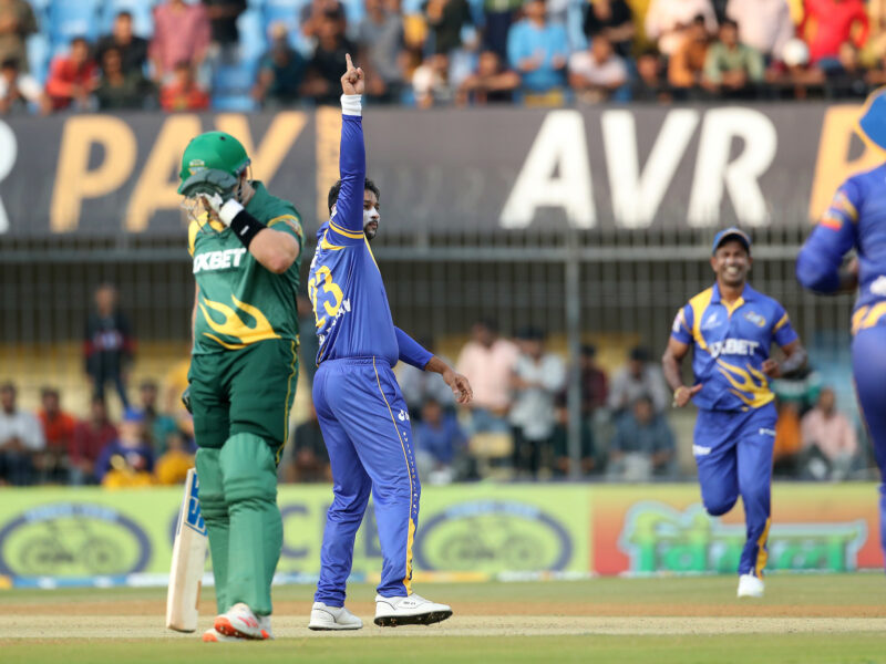 RSWS Series 2022, SL-L vs SA-L: रोमांचक मुकाबले में श्रीलंका लीजेंड्स ने साउथ अफ्रीकी को 11 रन से हराया, मॉर्ने वैन विक की पारी गई बेकार