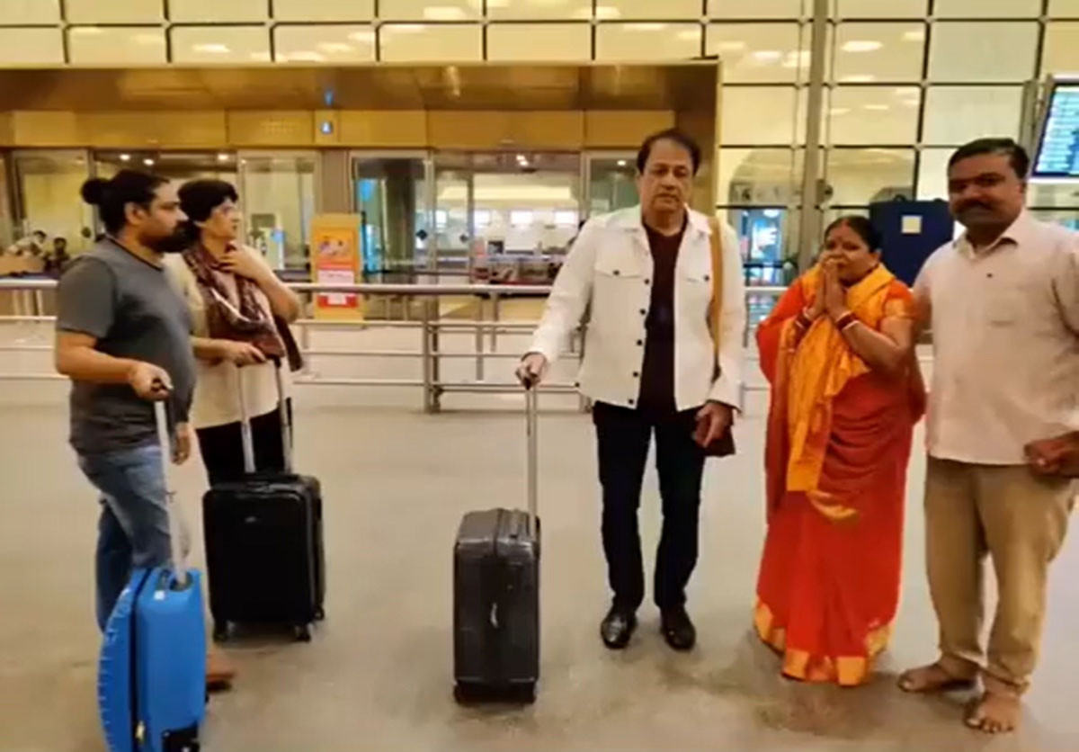 एयरपोर्ट पर महिला को दिखे Ramayana के राम तो इस कदर हुईं नतमस्तक, वीडियो हो गया तेजी से वायरल