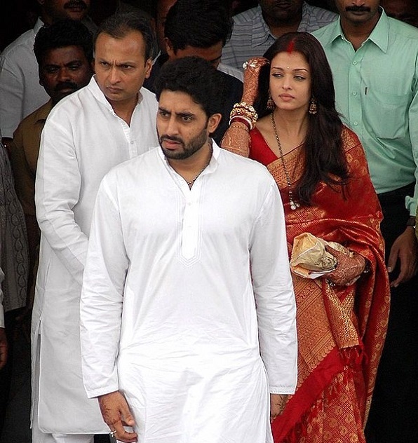 जाह्नवी कपूर ने Abhishek Bacchan और Aishwarya Rai की शादी के एक दिन पहले किया था हंगामा, काट ली थी अपनी नस, गईं थी जेल