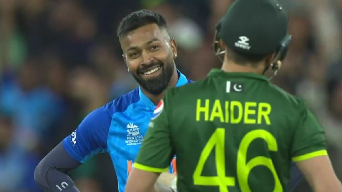IND vs PAK: हार्दिक पांड्या ने पाकिस्तान के खिलाफ रच दिया इतिहास, ऐसा करने वाले बने पहले भारतीय खिलाड़ी