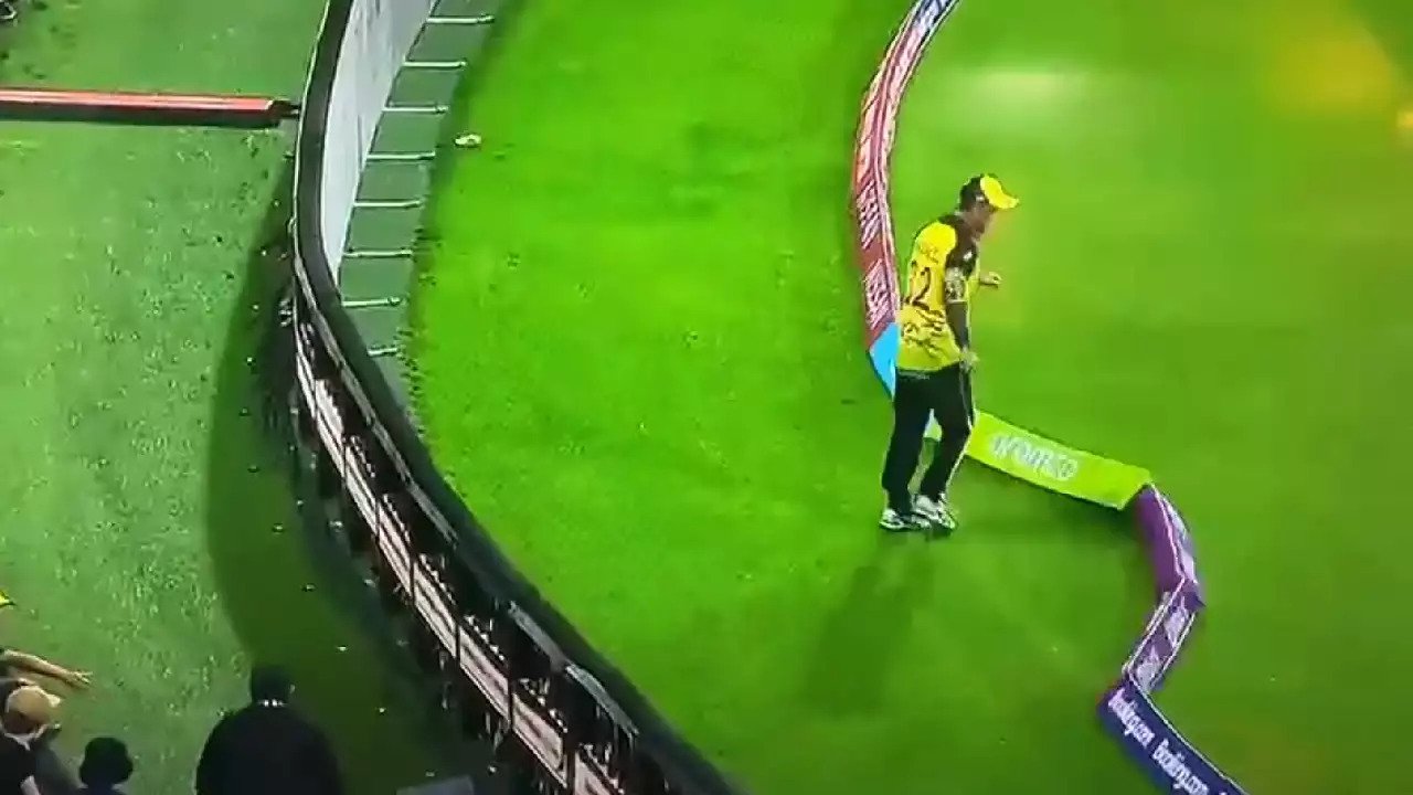 ग्लेन मैक्सवेल ने अब किया खुलासा बताया कैसे दोस्त के घर हुआ था उनका एक्सीडेंट, बताया कब करेंगे क्रिकेट में वापसी