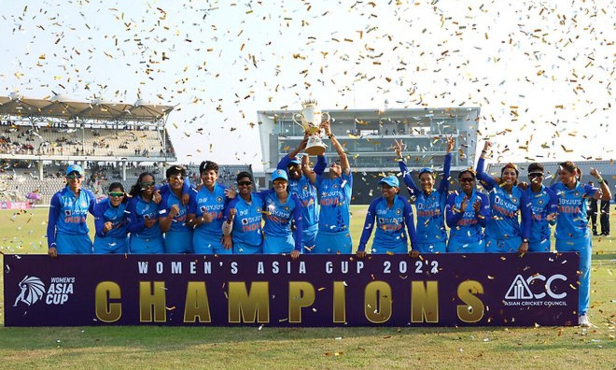 "इसे कहते हैं वर्चस्व"- भारतीय महिला टीम के जीत के बाद सजदे में झुके दिग्गज, खास अंदाज में दी एशिया कप जीत की बधाई