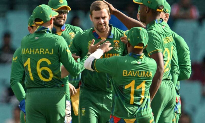 RSA vs BAN: "ये यहां सबका बैंड बजाने ही आई हैं"- साऊथ अफ्रीका के ऑलराऊंडर प्रदर्शन के आगे पस्त हुई बांग्लादेश, फैंस ने जमकर लुटाया प्यार