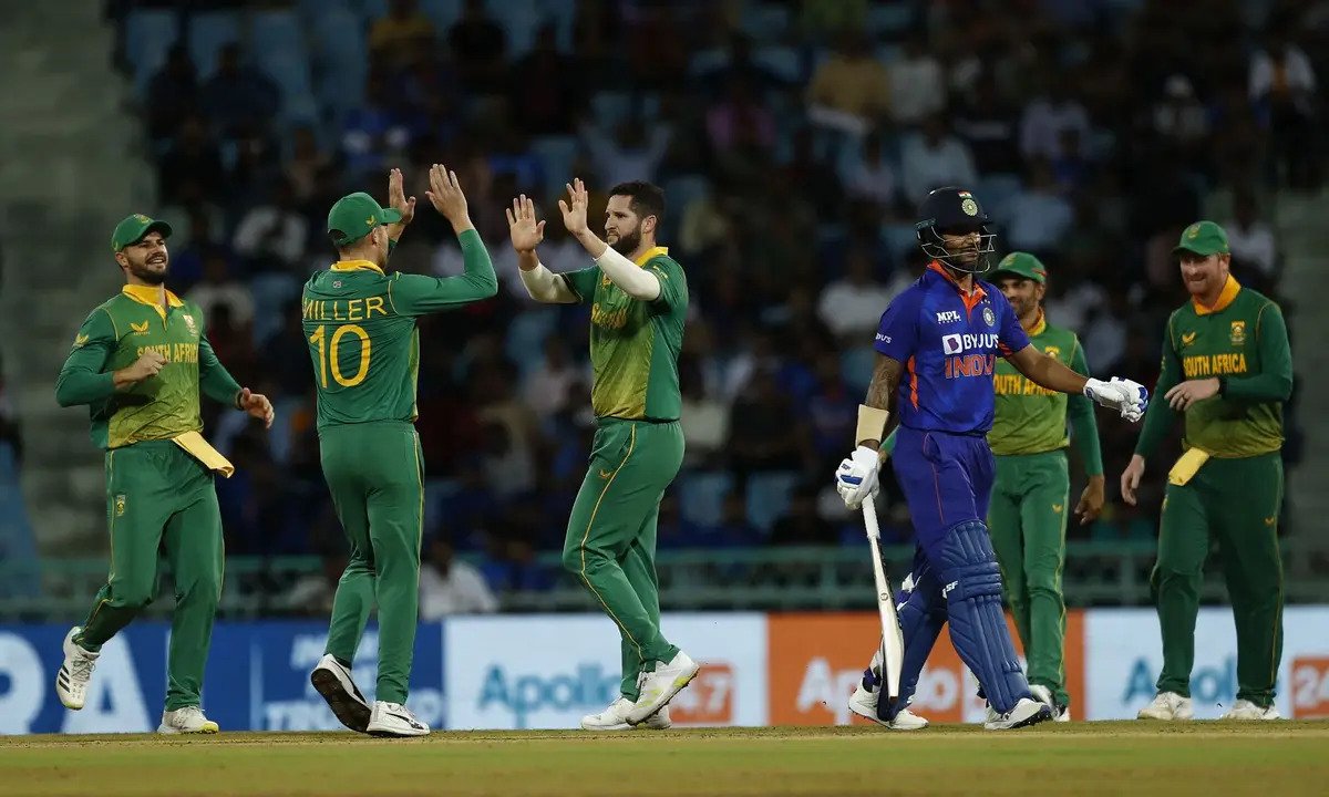 वनडे वर्ल्ड कप 2023 से बाहर होने की कगार पर खड़ी हो चुकी हैं साऊथ अफ्रीका, जानें भारत का क्या हैं हाल?