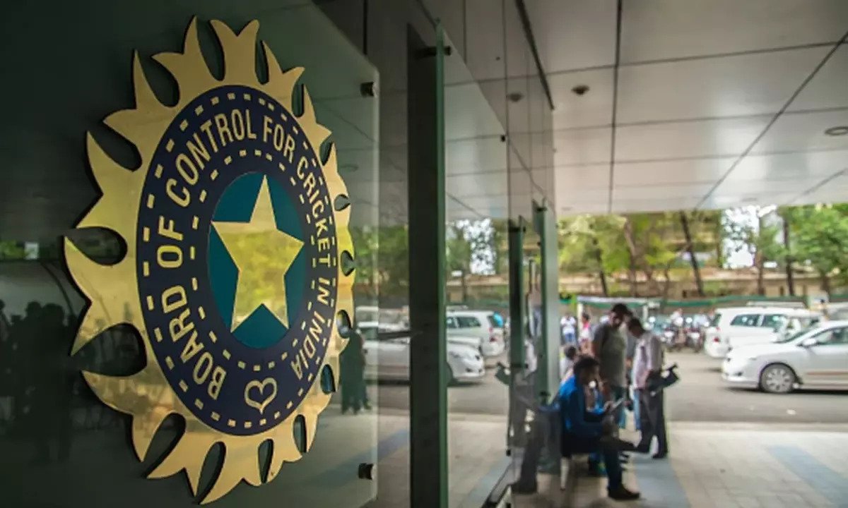 बीसीसीआई ने इस साल कमाए 3730 करोड़ रूपए तो वहीं बांग्लादेश ने कमाए 802 करोड़, जानें क्या है पीसीबी की हालत