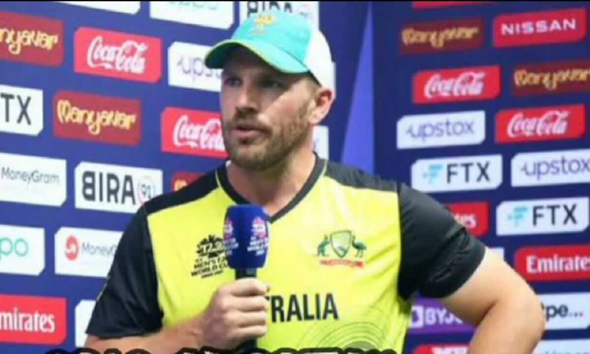 AUS vs NZ: शर्मनाक हार के बाद ऐरॉन फिंच ने इन 3 खिलाड़ियों को जमकर लगाई लताड़, ठहराया टीम के हाल का जिम्मेदार