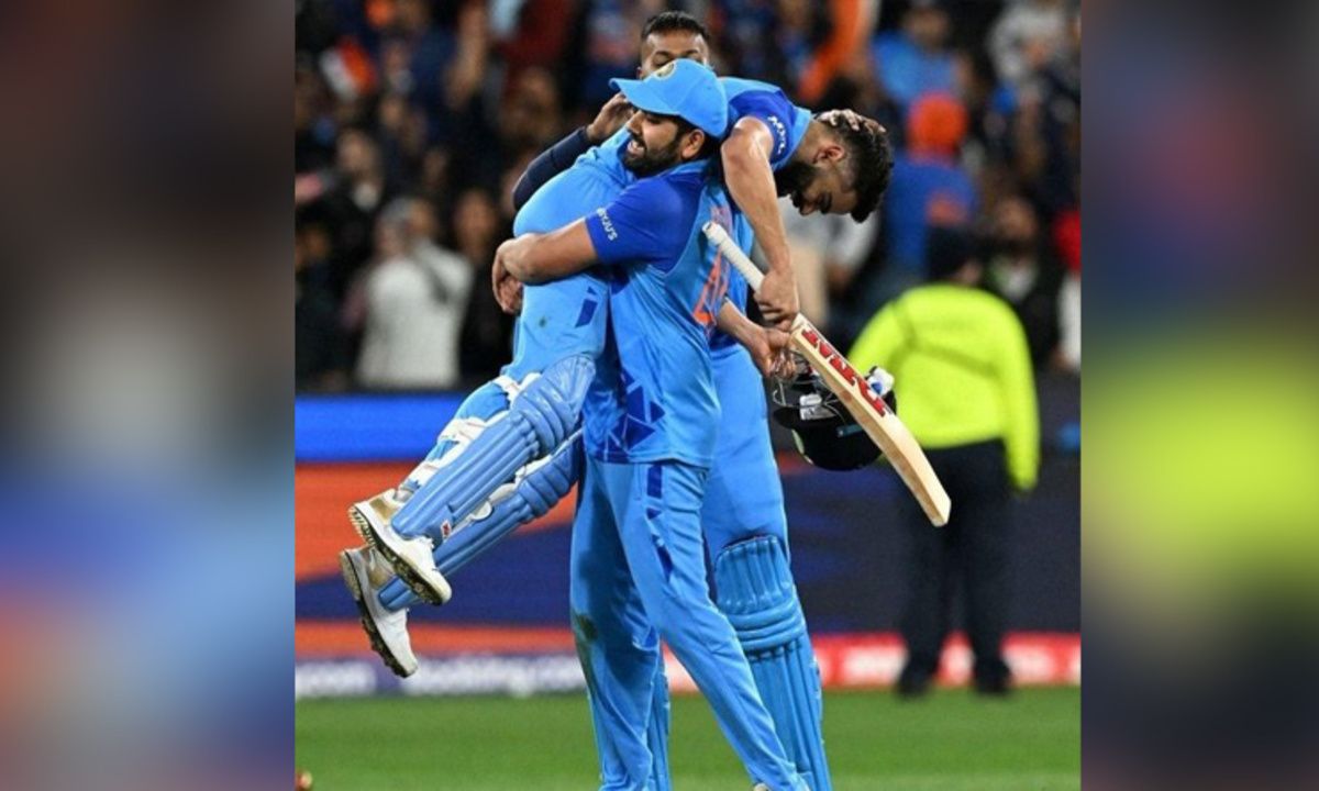 रोहित-कोहली का याराना देख नम भी हो जाती हैं आंखे, टी20 वर्ल्ड कप के इन 5 शानदार पलों को सालों तक नहीं भूलेंगे फैंस