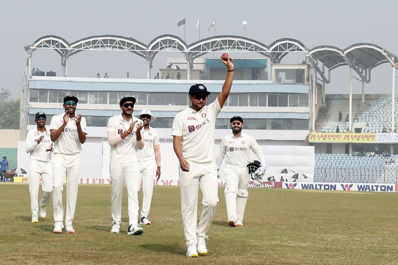 BAN vs IND, TEST, STAT REPORT: मुकाबले में बने कुल 35 बहुत बड़े रिकॉर्ड, कुलदीप यादव-पुजारा ने रच दिया एक नया इतिहास