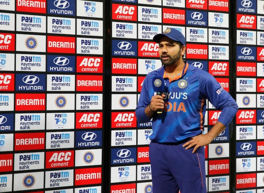 IND vs NZ: ऐतिहासिक जीत के लिए कप्तान रोहित शर्मा ने गिल या कुूलदीप को नहीं बल्कि इस खिलाड़ी को दिया श्रेय, जमकर की तारीफ