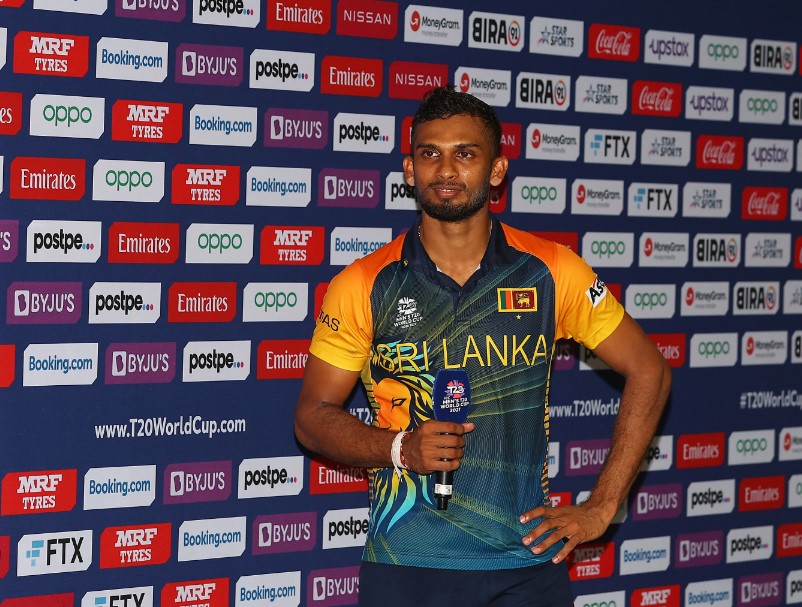 IND vs SL: शर्मनाक हार के बाद दासुन शनाका ने इन खिलाड़ी को ठहराया हार का जिम्मेदार, प्लेयर्स पर निकाल दिया अपना गुस्सा
