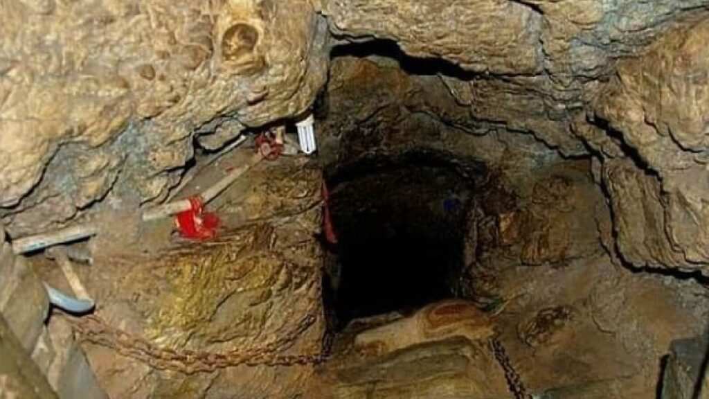 Mahashivratri: उत्तराखंड के इस मंदिर में साक्षात् विराजते हैं भगवान शिव, हर मनोकामना होती हैं पूरी, जानिए मंदिर का पूरा रहस्य