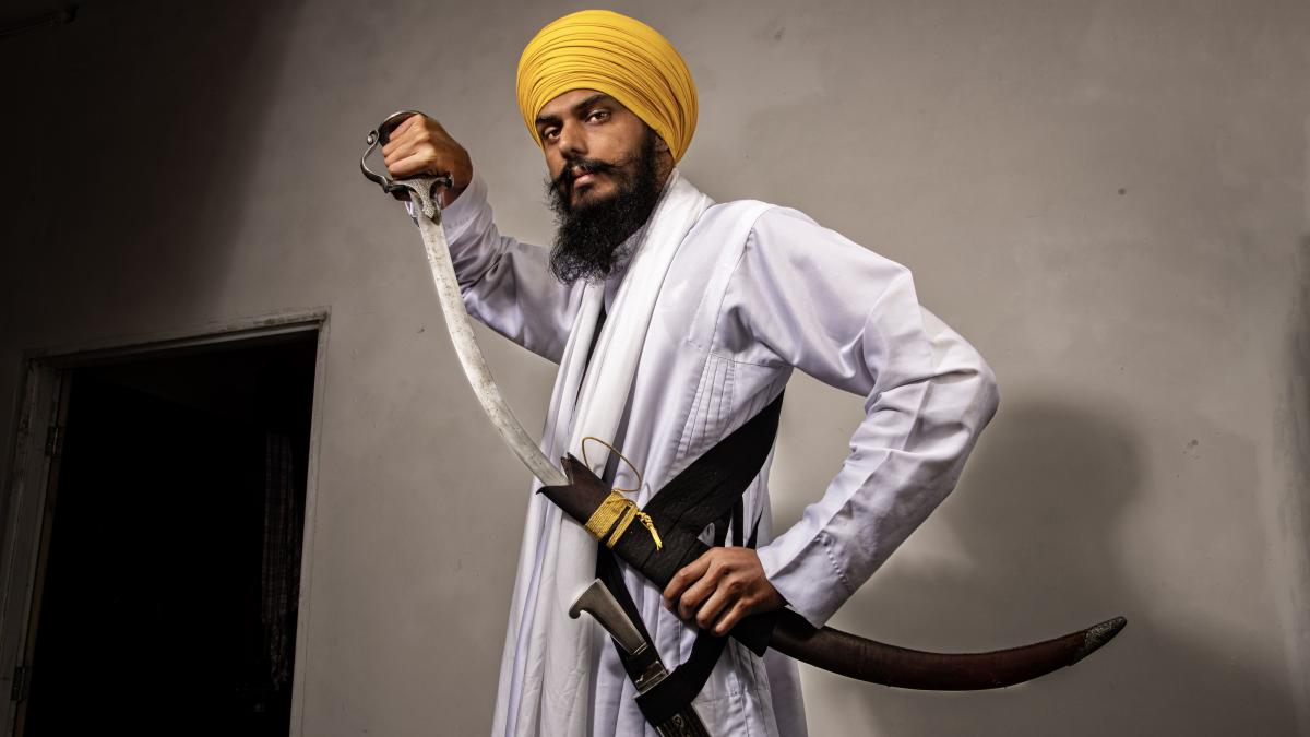 Amritpal Singh की गिरफ्तारी पर पंजाब पुलिस का बड़ा बयान आया सामने, कहा माहौल खराब नहीं होने देंगे