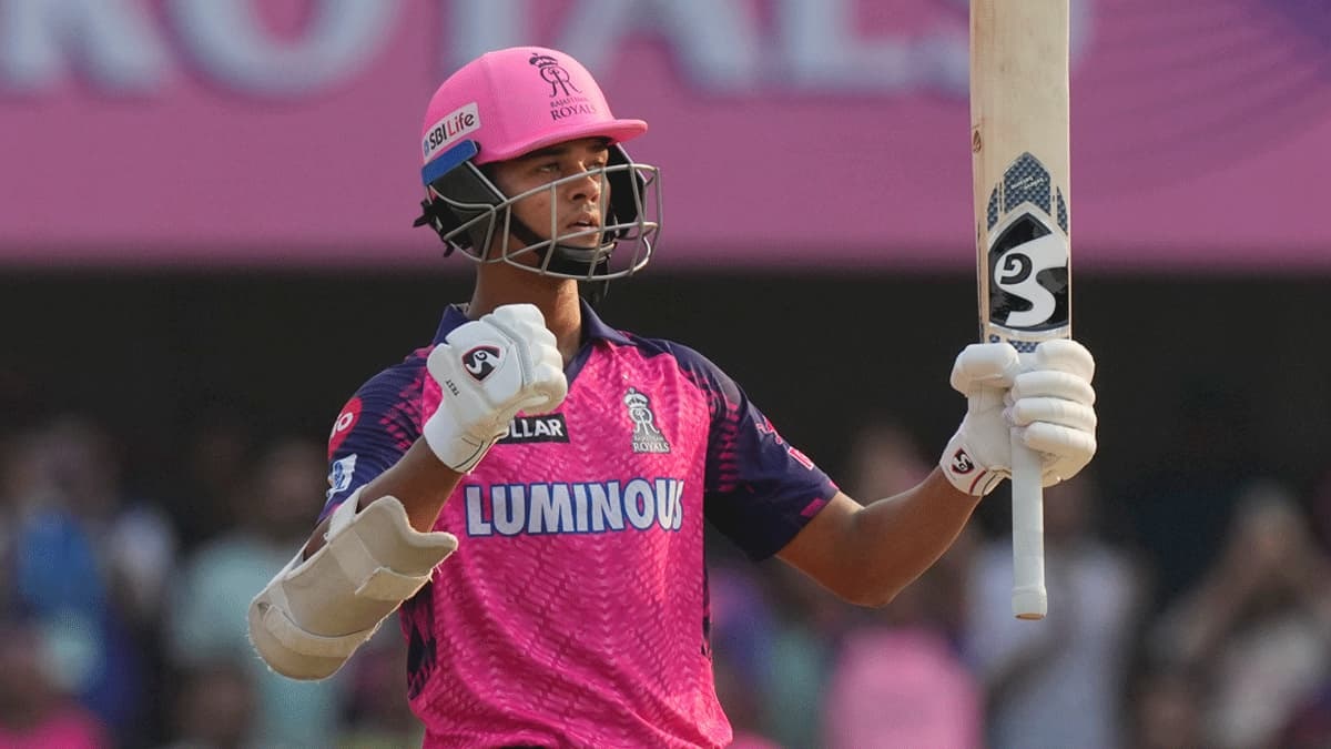 Yashasvi Jaiswal के IPL में शानदार प्रदर्शन से इन 2 खिलाड़ियो पर लटकी तलवार, भारतीय टीम से बाहर होने का है खतरा