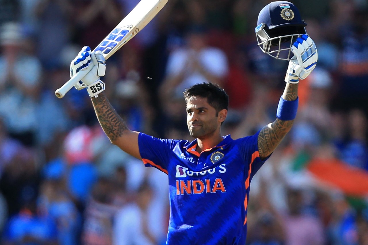 Suryakumar Yadav ने 48 गेंदों में ठोक दिया शतक, 14 चौके-6 छक्के की उन्होंने की बौछार